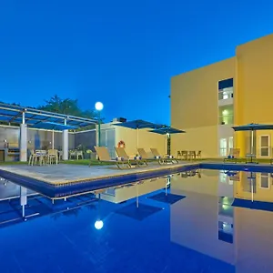 Express By Marriott Hotel